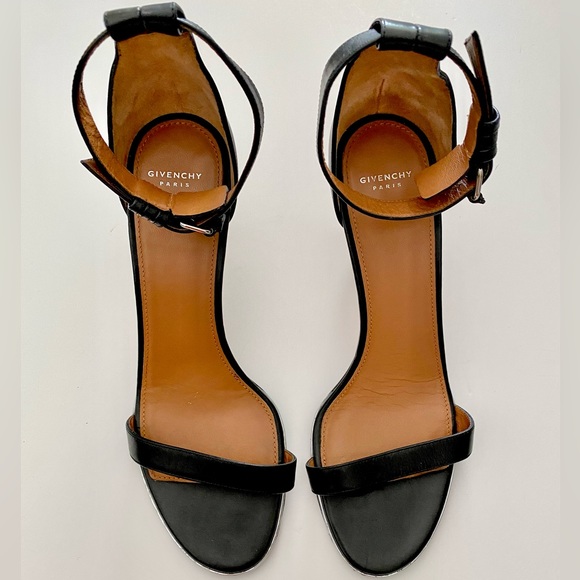 Givenchy Nadia Black Stiletto  Heels - Picture 4 of 16